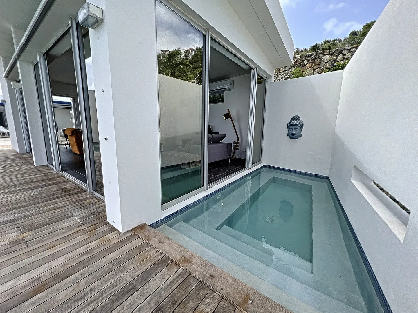 Plunge pool and bedroom deck