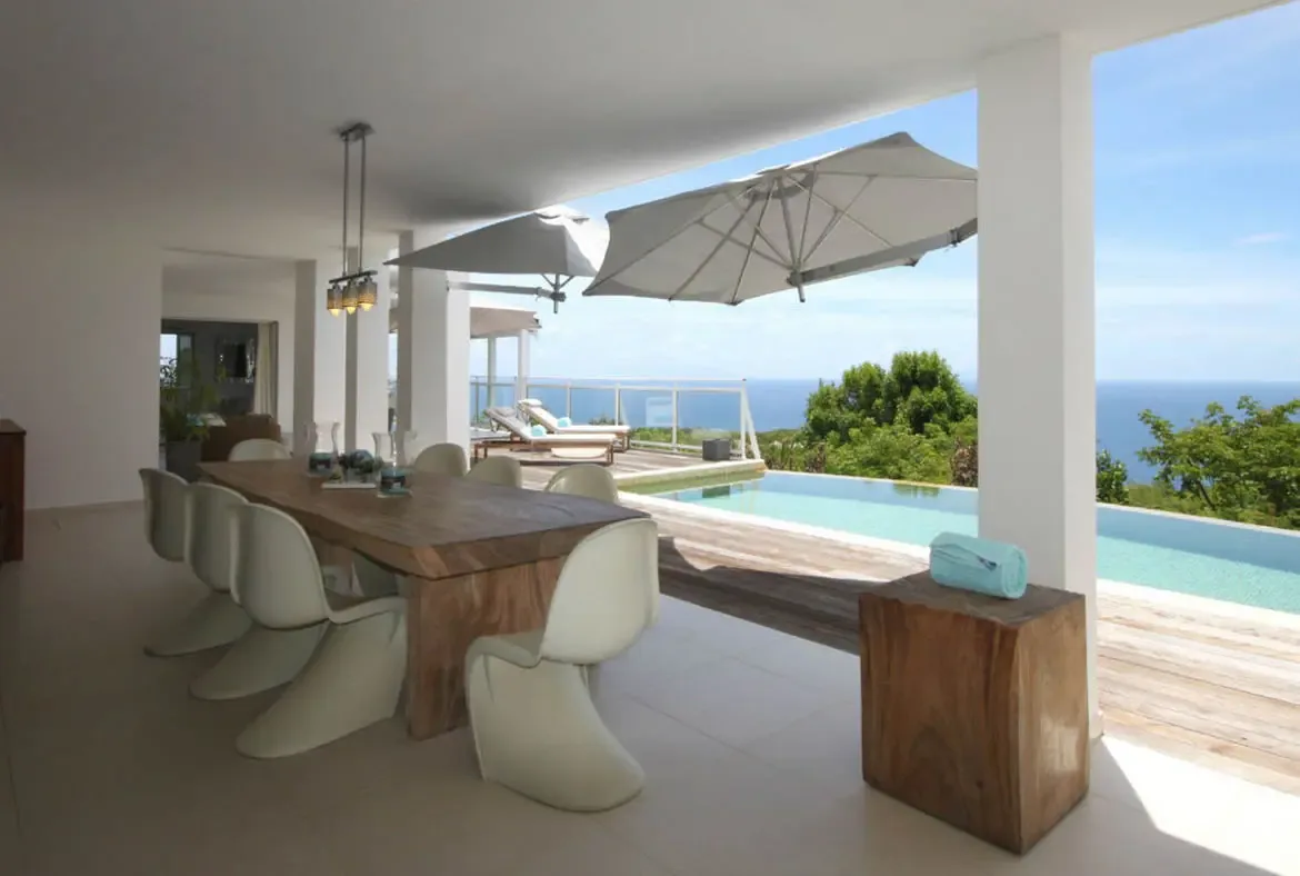 Designed for the ultimate island lifestyle, the terrace blends modern comfort with the natural beauty of Gouverneur.