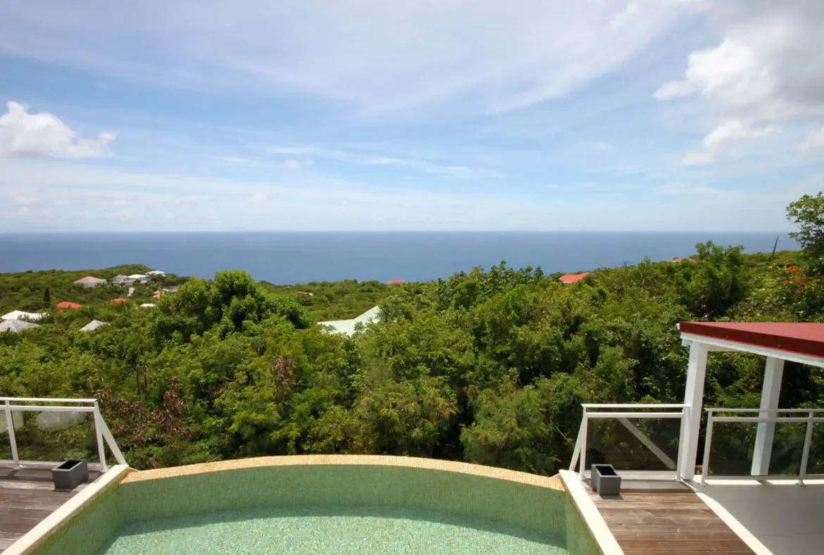 Perched in the heights of Lurin, the terrace offers a breathtaking panoramic vista of the Caribbean Sea.