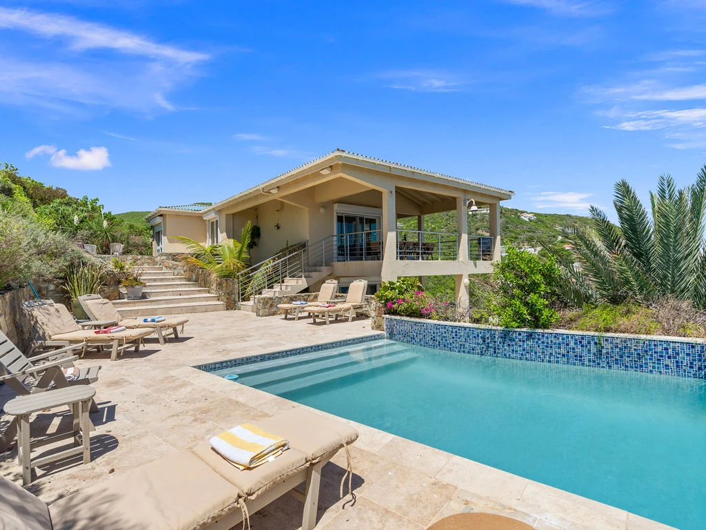 Infinity pool with ocean views