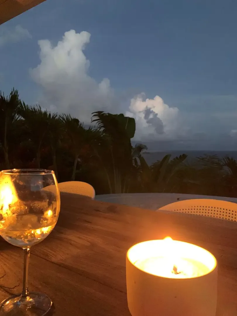 End your day with wine on the terrace, watching the sky transform over the Caribbean.                                                                                                                                                                                                                                                                                                                                                                                                                                        +
 