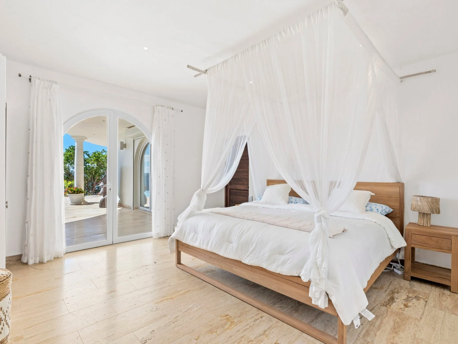 Bedroom 3 with king bed