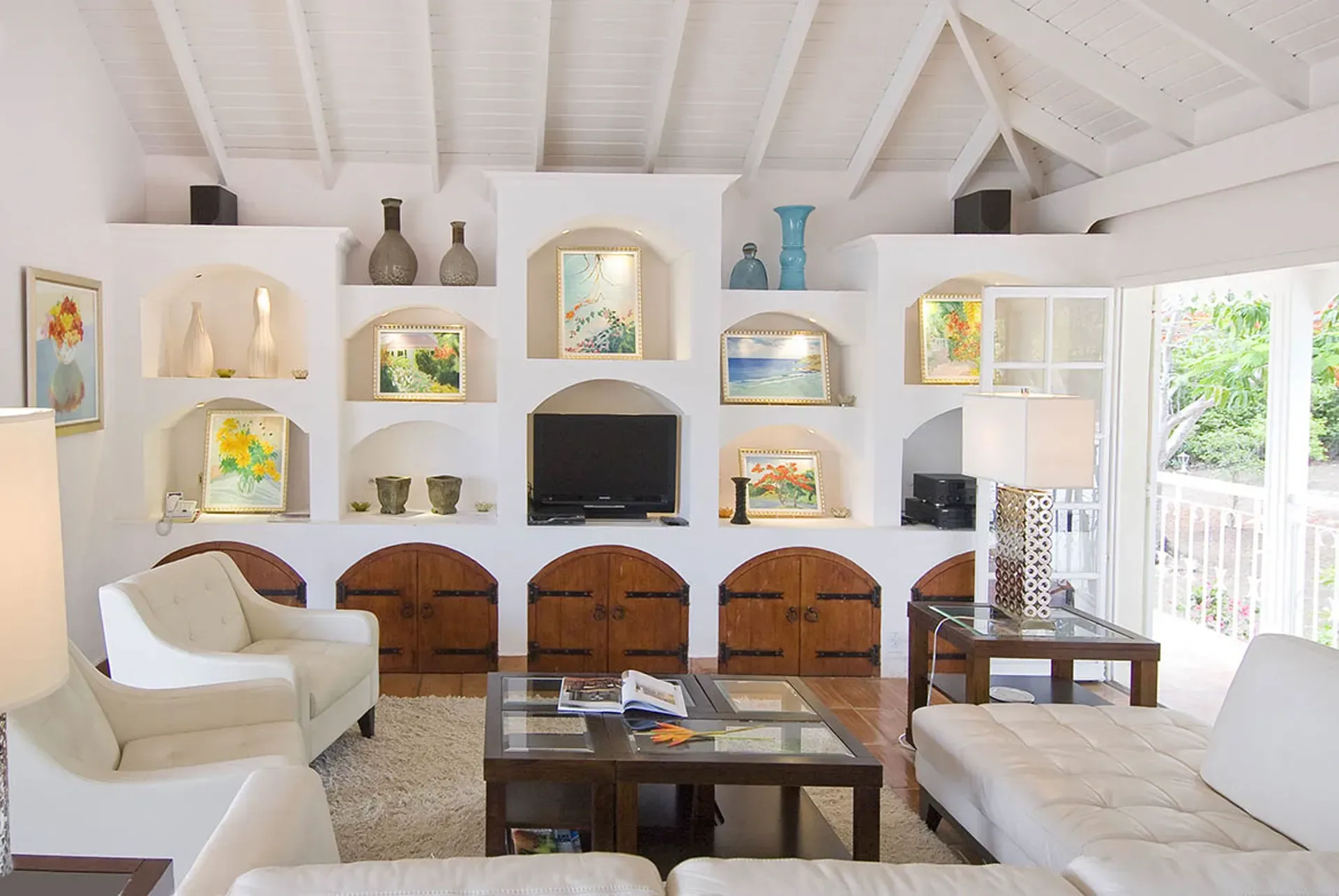 Welcoming guest bedroom with island charm.